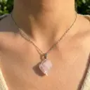 Dije en Bruto Cuarzo Rosa